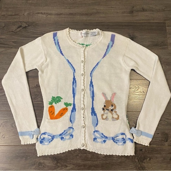 Vintage Sweaters - Vintage Eagleeyes Knit sweater Bunny Rabbit Spring time scene